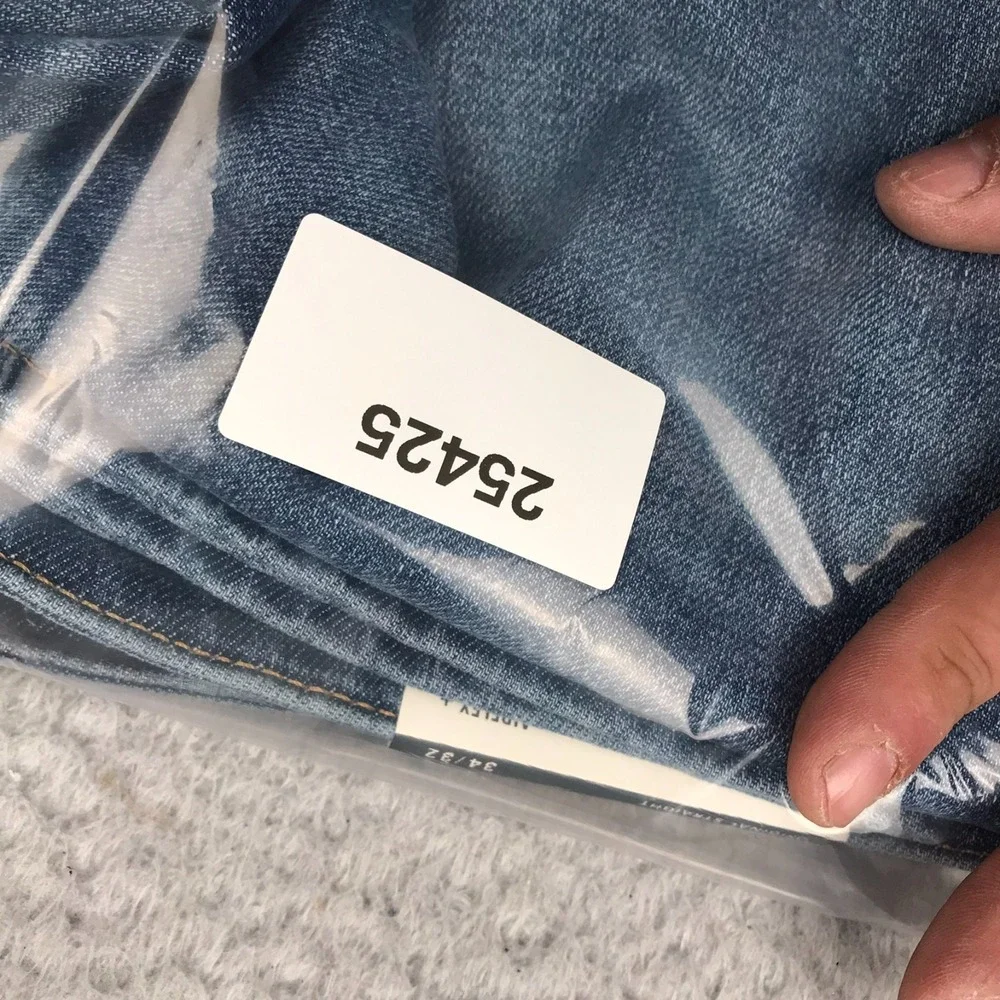 American Eagle Jeans Mens 34x32 Original Straight Stretch Stone Wash Denim NEW